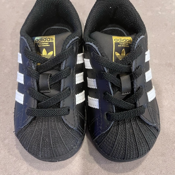 Black Toddler Superstar Adidas- like new (worn once) - Picture 4 of 7